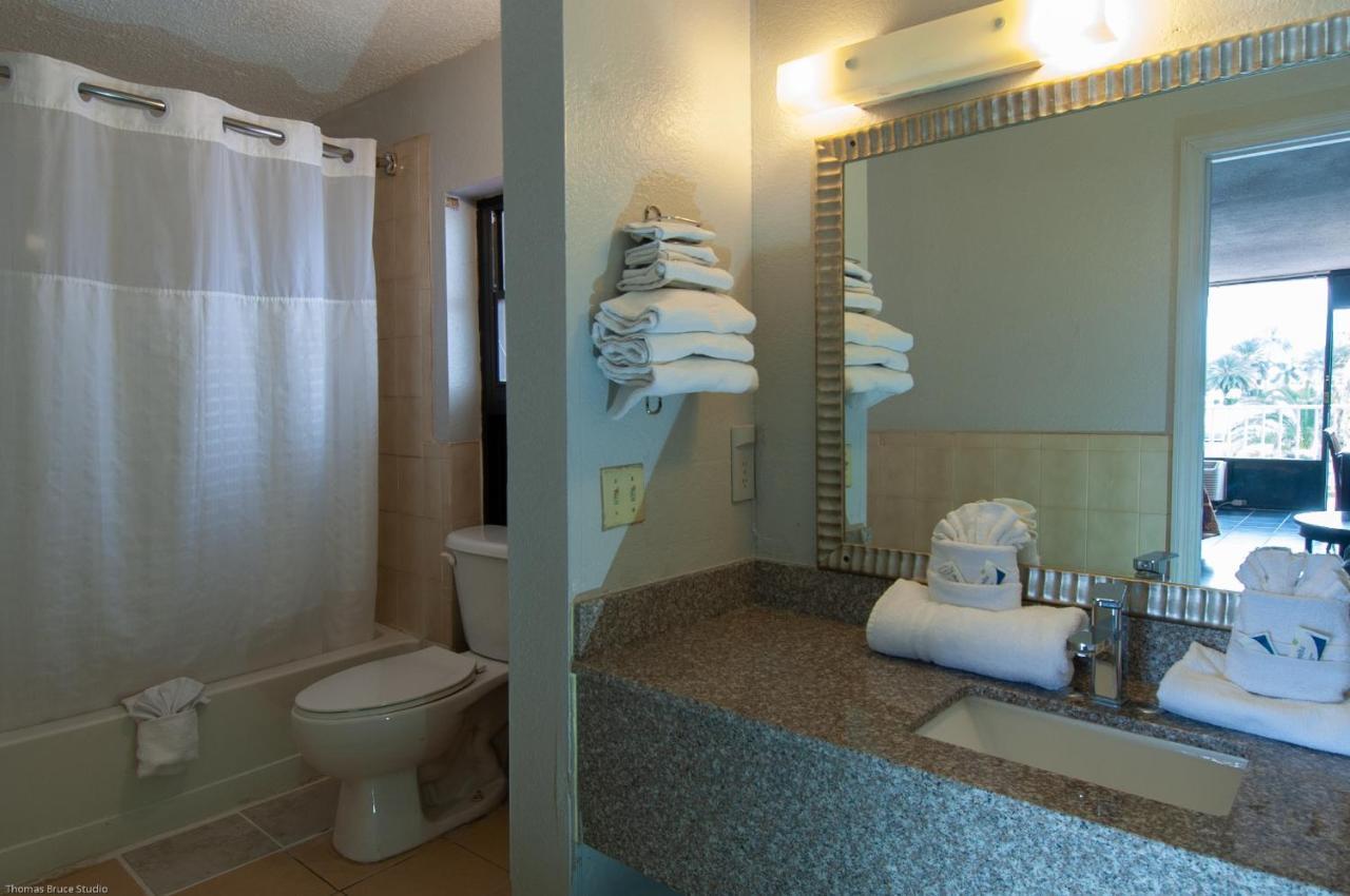 Express Inn & Suites - 5 Miles From St Petersburg Clearwater Airport Екстериор снимка